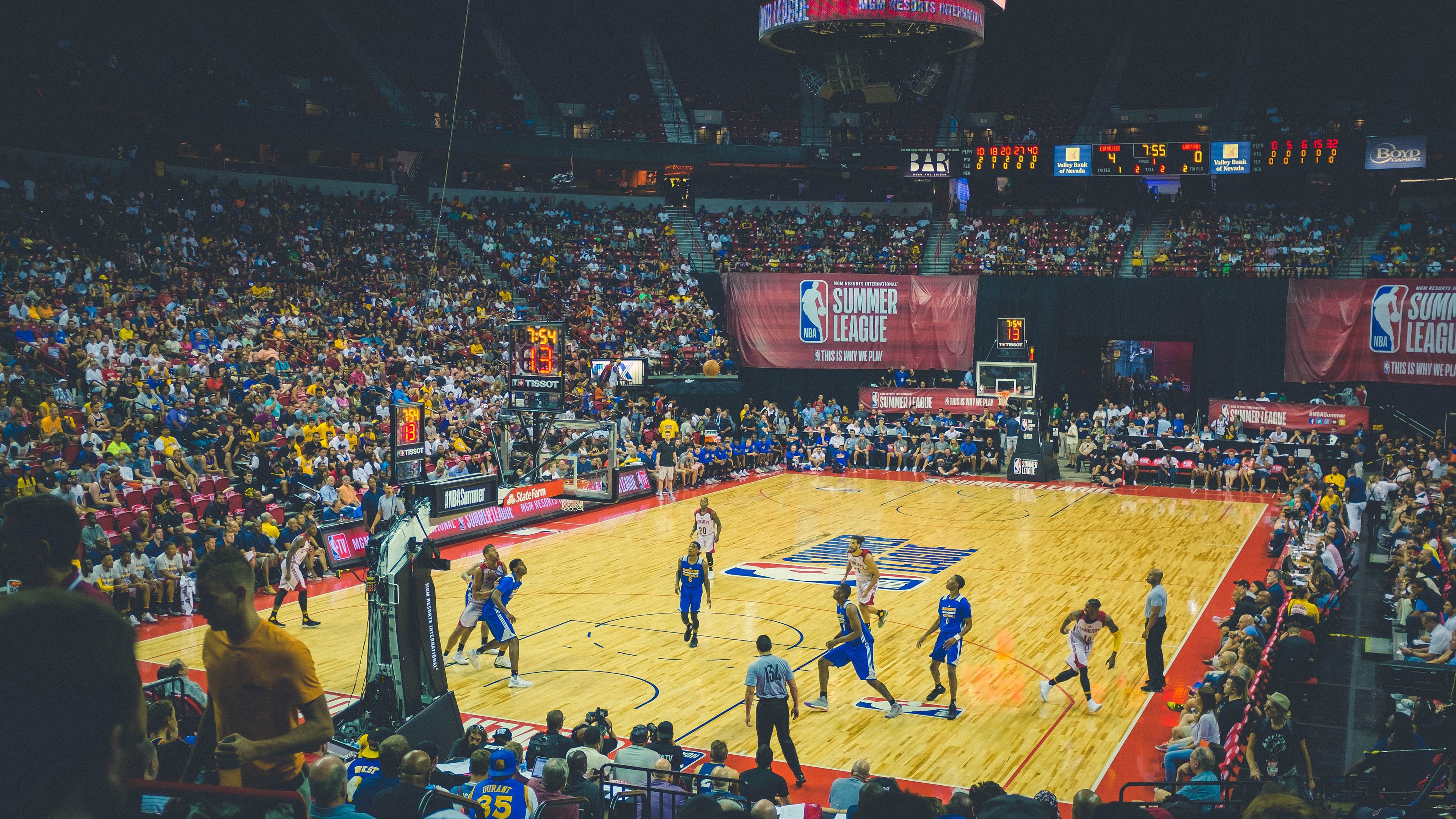 开云电竞app-《电竞站台：品牌广告如何引爆粉丝热情》，电竞品牌推广